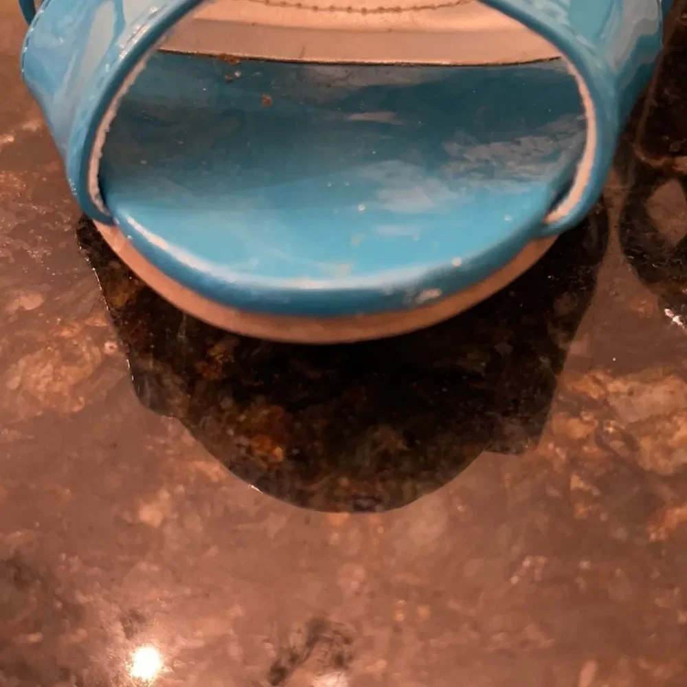 DexFlex Sz 8W Tiffany Blue Patent Espadrilles